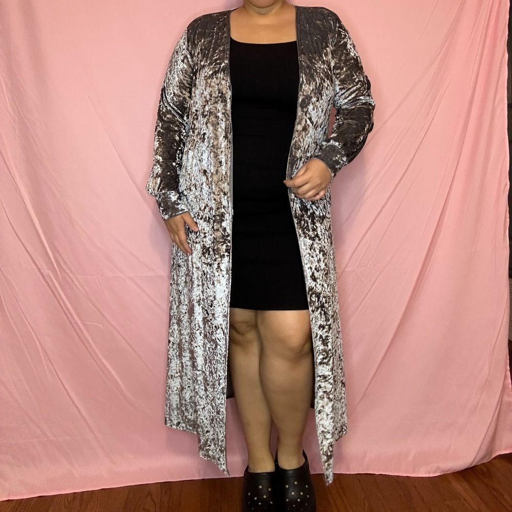 Gray crushed velvet duster